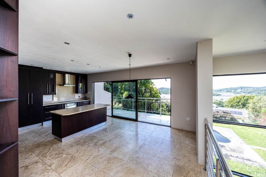 4 Bedroom Property for Sale in Beacon Bay Eastern Cape